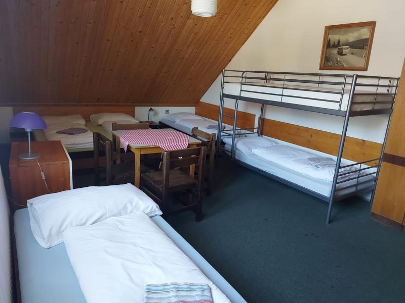 Izba Izba pre šiestich (bez kúpeľne) v Hotelconsults.r.o. – Rodinná turistická izba
